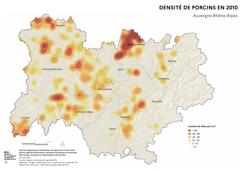 Image 1 : Carte repr&eacute;sentant la densit&eacute; de porcins en Auvergne-Rh&ocirc;ne-Alpes, selon les donn&eacute;es du Recensement Agricole 2010. La carte illustre les zones o&ugrave; les &eacute;levages porcins sont concentr&eacute;s dans la r&eacute;gion.