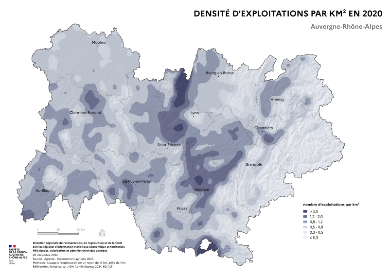 Carte montrant la répartition des exploitations agricoles sur le territoire de la région Auvergne-Rhône-Alpes, basée sur les données du Recensement Agricole 2020. La carte illustre la diversité de densité des exploitations dans la région.