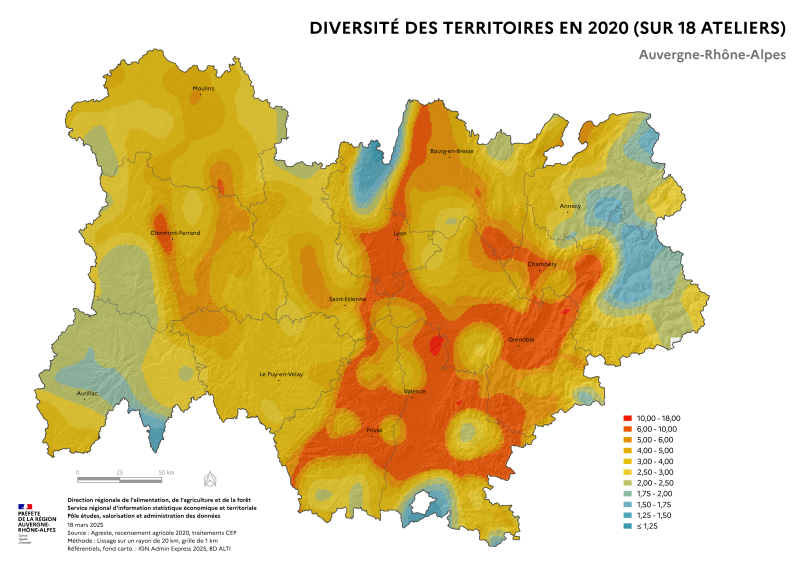 Image 2 : Carte qui présente l'indice de Simpson des 18 Productions Brutes Standard (PBS) partielles calculées à l'échelle des territoires, pour le recensement agricole de 2020, en Auvergne-Rhône-Alpes. Cet indice est un indicateur de diversité utilisé en écologie. L'indice varie de 1 (territoires avec un seul atelier significatif) à 18 (territoires avec 18 ateliers de tailles économiques équivalentes).